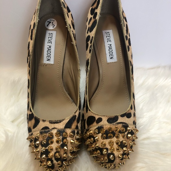 Steve Madden Leopard Gold Studded Heel - Picture 2 of 4